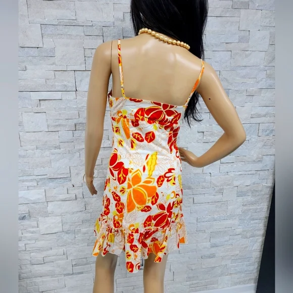 Dress guess - Picture 4 of 11